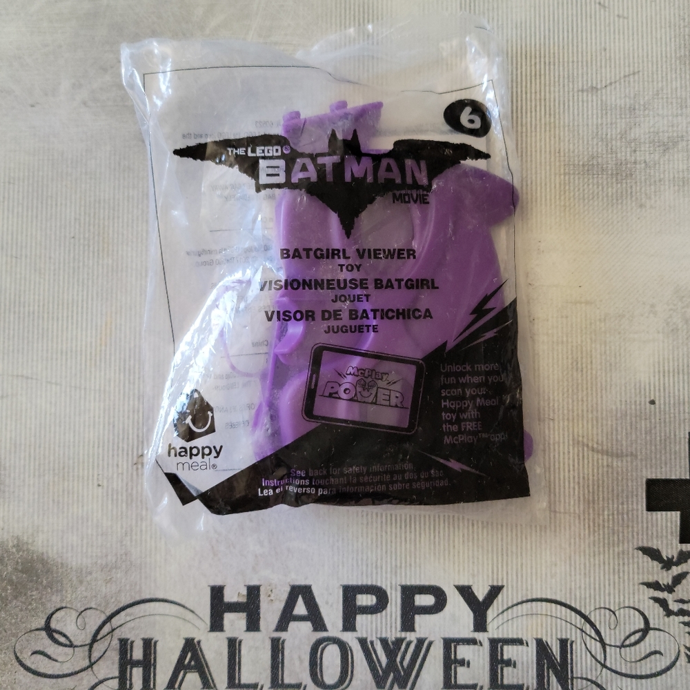 5/$13 NWT Batgirl Viewer